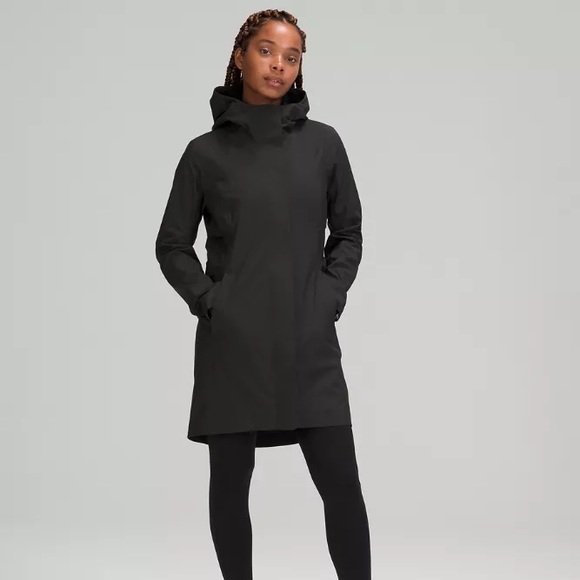 lululemon athletica Jackets & Blazers - Lululemon Rain Rebel Jacket